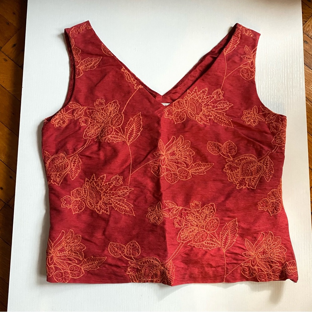 Tommy Bahama Embroidered Sleeveless Coral Red Evening Top 100% Silk Size 4